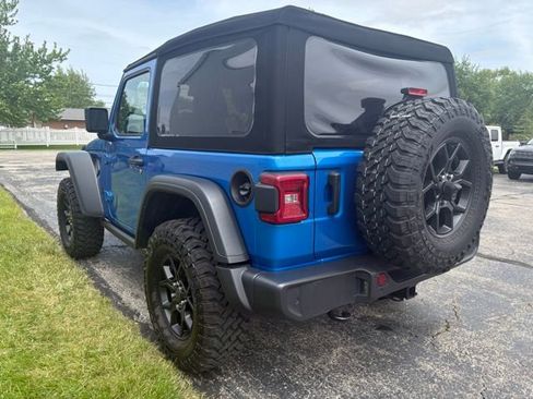 Used 2024 Jeep Wrangler Sport AWD/4WD image 2