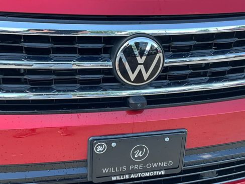 Used 2023 Volkswagen Atlas Cross Sport SEL Premium R-Line AWD/4WD image 28
