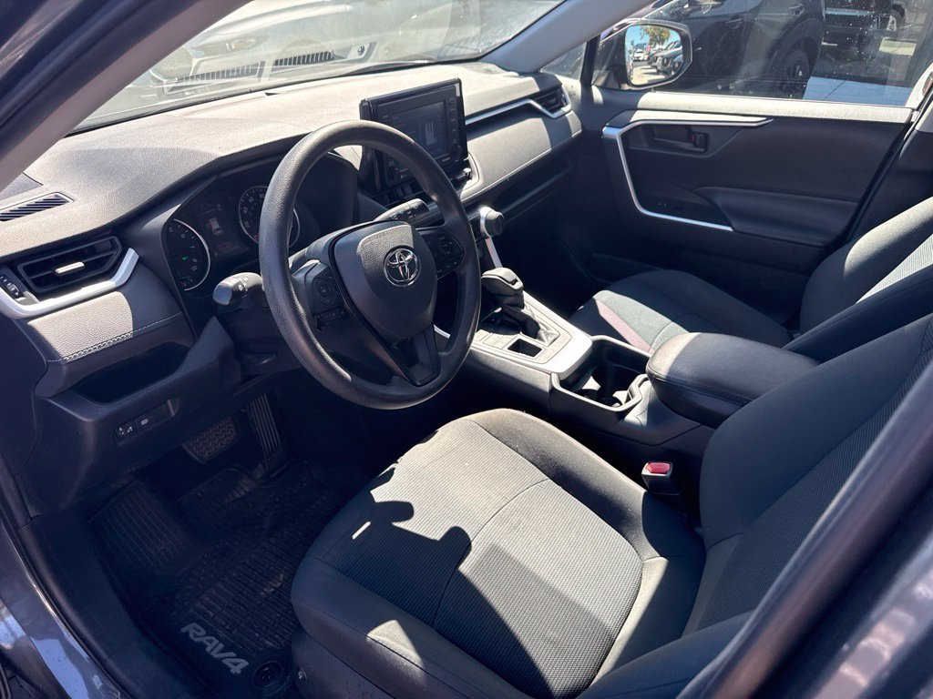 Used 2020 Toyota RAV4 LE w/ All Weather Liner Package AWD/4WD image 18