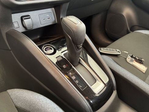 Used 2025 Nissan Versa SV image 41