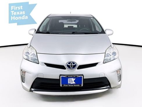 Used 2015 Toyota Prius Three FWD image 2