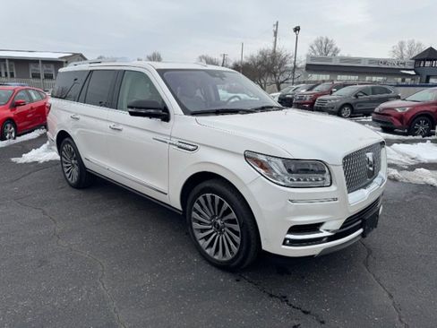 Used 2019 Lincoln Navigator Reserve AWD/4WD image 8