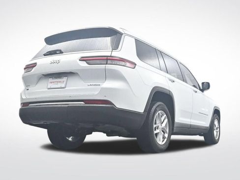 Used 2023 Jeep Grand Cherokee L Laredo RWD image 36