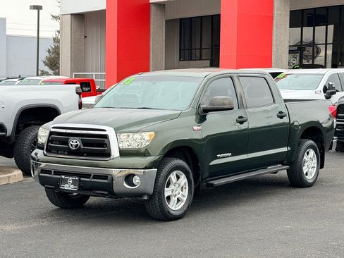 Used 2012 Toyota Tundra 4x4 CrewMax w/ Tow Pkg image 25