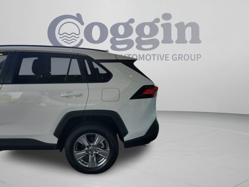 Used 2024 Toyota RAV4 XLE FWD image 34