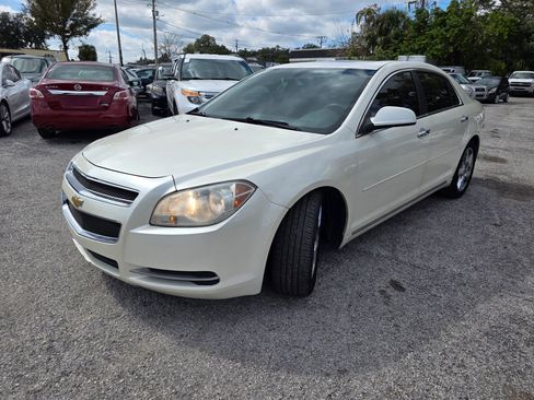 Used 2011 Chevrolet Malibu LT w/ HFV6 Engine Package image 3