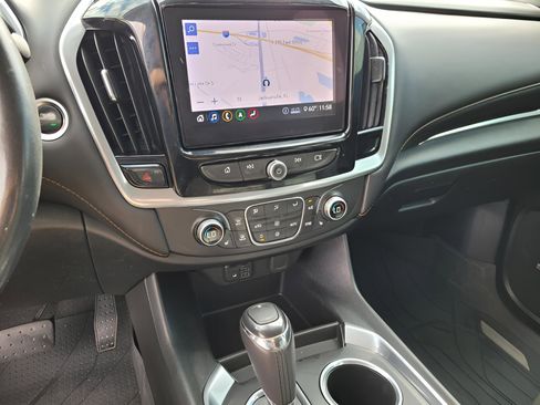Used 2020 Chevrolet Traverse RS image 6