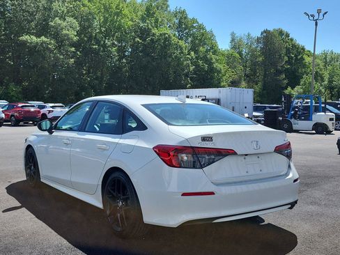 Used 2023 Honda Civic Sport image 3