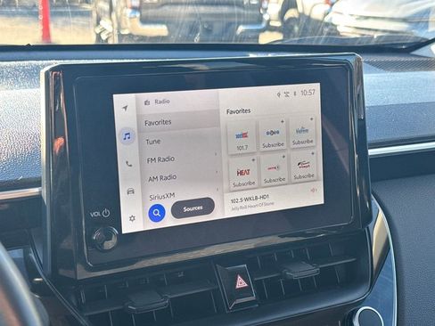 Used 2024 Toyota Corolla Cross LE image 23