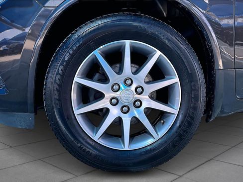 Used 2013 Buick Enclave Leather image 11