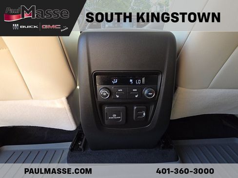 Used 2023 Buick Enclave Premium w/ Experience Buick Package AWD/4WD image 23