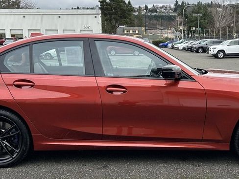 Used 2021 BMW 330e xDrive 330e xDrive w/ M Sport Package image 4