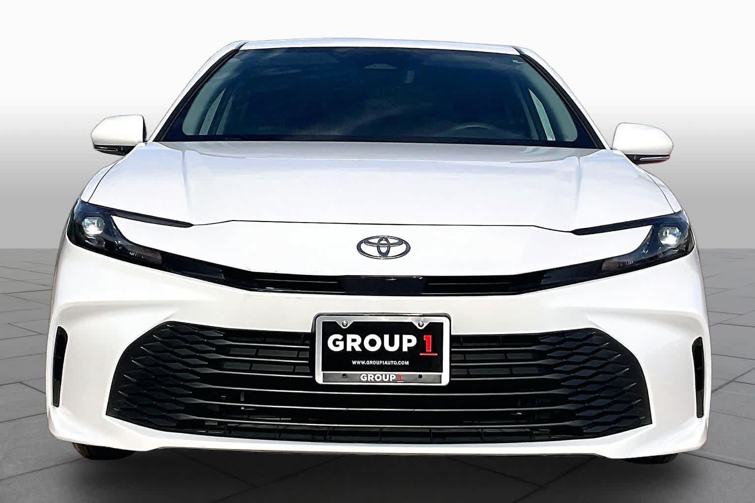 Used 2026 Toyota Camry LE w/ Convenience Package FWD image 4