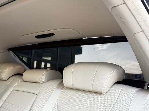 Used 2017 Mercedes-Benz S 550 4MATIC Sedan image 29