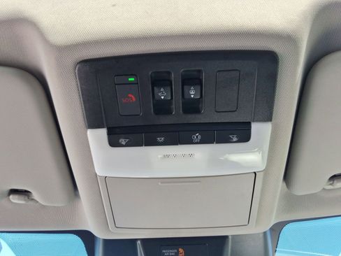 Used 2023 Nissan Rogue SL w/ SL Premium Package image 20