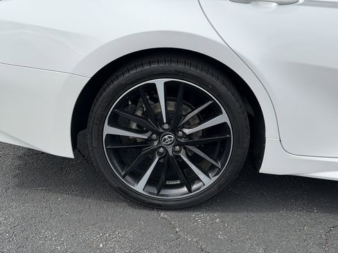 Used 2020 Toyota Camry XSE w/ Driver Assist Package FWD image 10