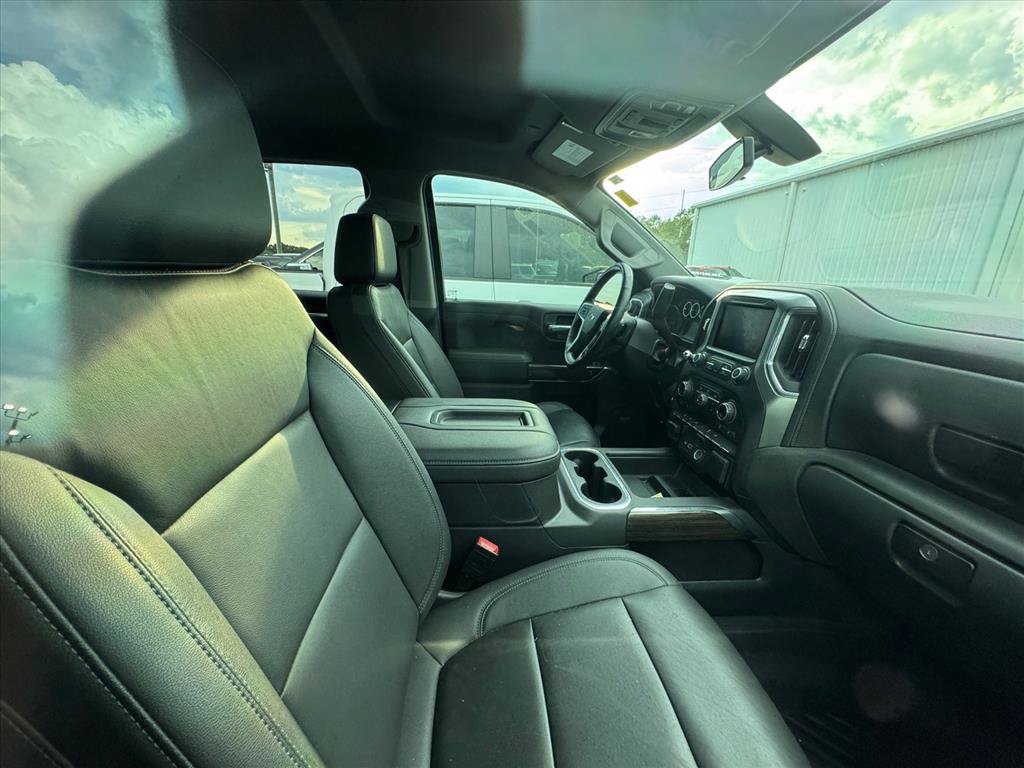 Used 2021 Chevrolet Silverado 1500 LT Trail Boss w/ Convenience Package II AWD/4WD image 4