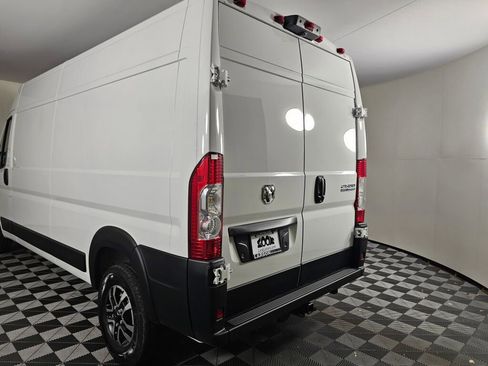 New 2026 RAM ProMaster 2500 w/ Quick Order Package 22G SLT FWD image 13