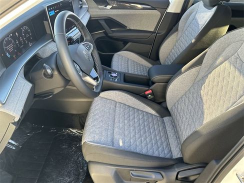 New 2026 Volkswagen Tiguan S image 15