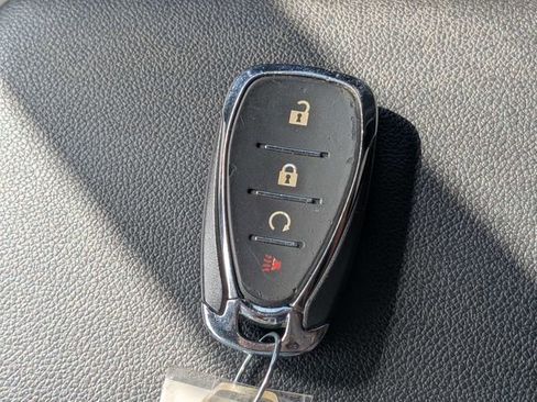 Used 2021 Chevrolet TrailBlazer RS w/ Technology Package AWD/4WD image 30