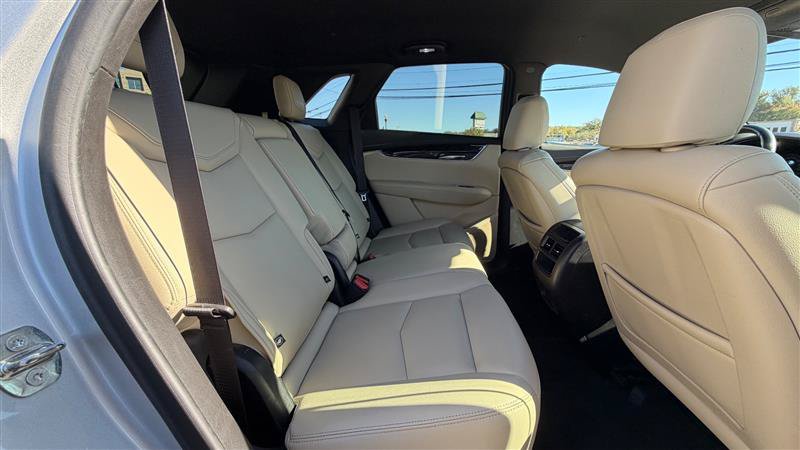 Used 2019 Cadillac XT5 FWD image 40