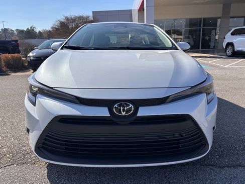 New 2026 Toyota Corolla LE image 2