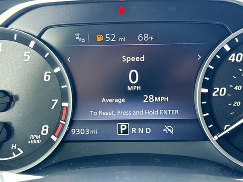 Used 2024 Nissan Frontier SV w/ SV Convenience Package RWD image 12