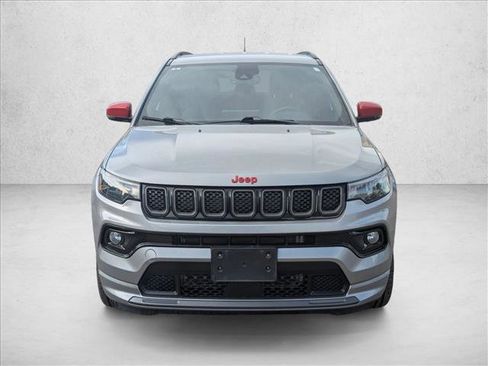 Used 2023 Jeep Compass Limited image 2