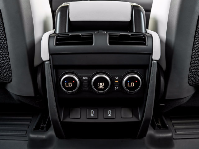 New 2026 Land Rover Defender 130 X-Dynamic SE AWD/4WD image 28