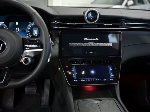 Used 2023 Maserati Grecale GT image 44
