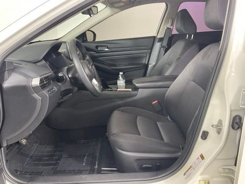 Used 2019 Nissan Altima 2.5 S FWD image 18
