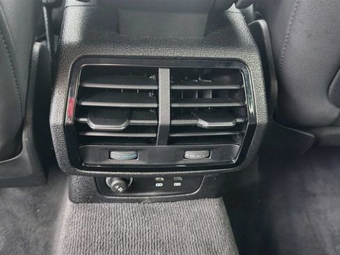 Used 2023 Audi Q3 2.0T Premium w/ Black Optic Sport Package AWD/4WD image 25