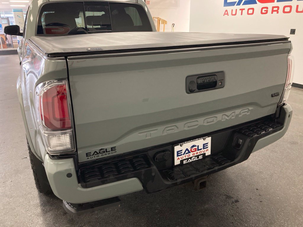 Used 2023 Toyota Tacoma TRD Sport w/ Technology Package AWD/4WD image 9
