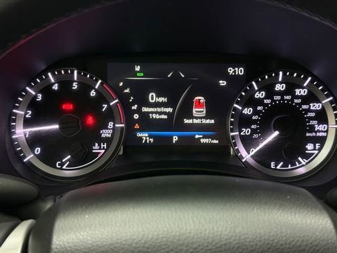 Used 2023 Toyota Highlander XLE FWD image 15