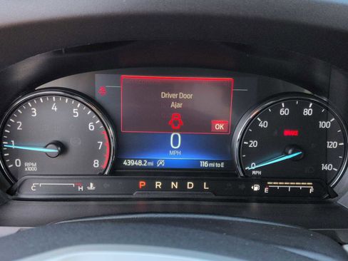 Used 2023 Ford Explorer XLT w/ Equipment Group 202A image 32