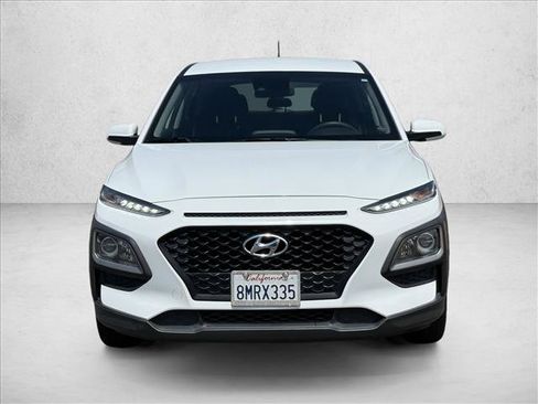 Used 2020 Hyundai Kona SE FWD image 2
