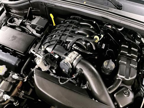 Used 2024 Dodge Durango GT AWD/4WD image 36