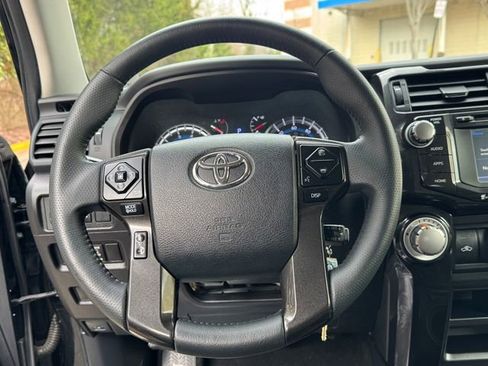 Used 2019 Toyota 4Runner TRD Off-Road Premium image 23