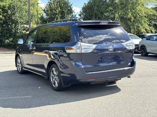 Used 2019 Toyota Sienna SE AWD/4WD image 4
