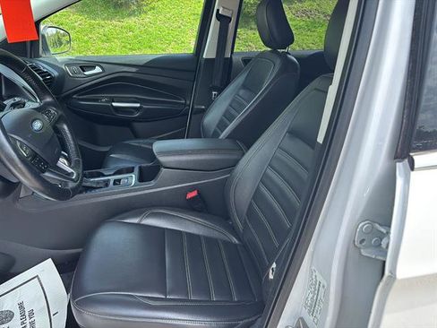 Certified 2019 Ford Escape SEL AWD/4WD image 11