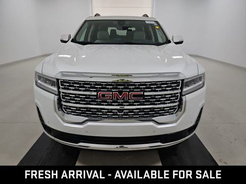 Used 2023 GMC Acadia Denali w/ Denali Ultimate Package FWD image 2