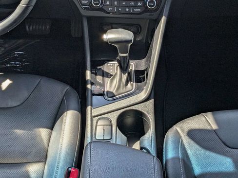 Used 2022 Kia Niro Touring Special Edition FWD image 17