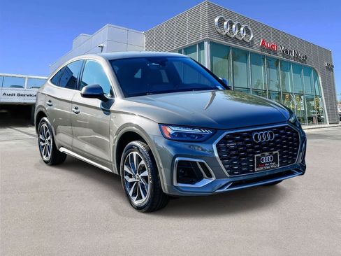 Used 2023 Audi Q5 2.0T Prestige w/ Prestige Package image 5