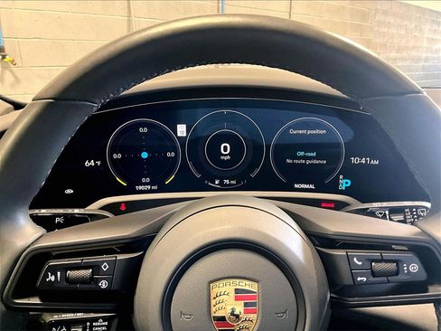 Certified 2022 Porsche Taycan 4 Cross Turismo image 25