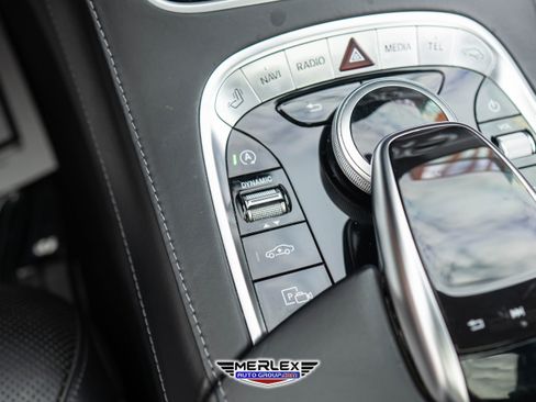 Used 2019 Mercedes-Benz S 560 4MATIC Sedan w/ Premium Package image 38