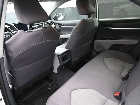 Used 2022 Toyota Camry LE FWD image 25