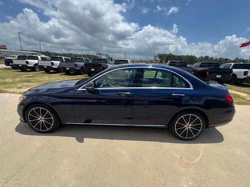 Used 2021 Mercedes-Benz C 300 Sedan image 5