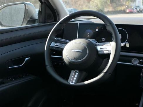 New 2025 Hyundai Tucson SEL image 25