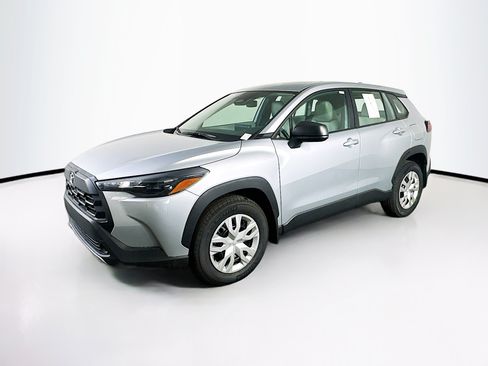 Used 2026 Toyota Corolla Cross L FWD image 3