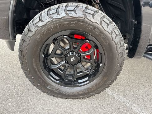 Used 2025 RAM 1500 Big Horn AWD/4WD image 19